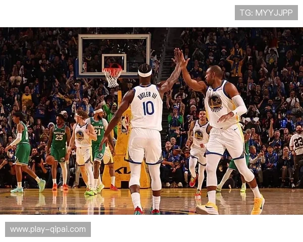 老将霍福德末节+24正负值 勇士逆转彰显更衣室领袖价值